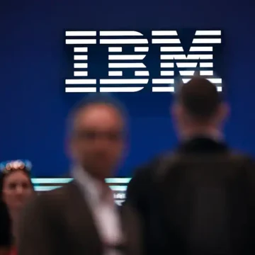IBM shares plunge 23% on profit warning