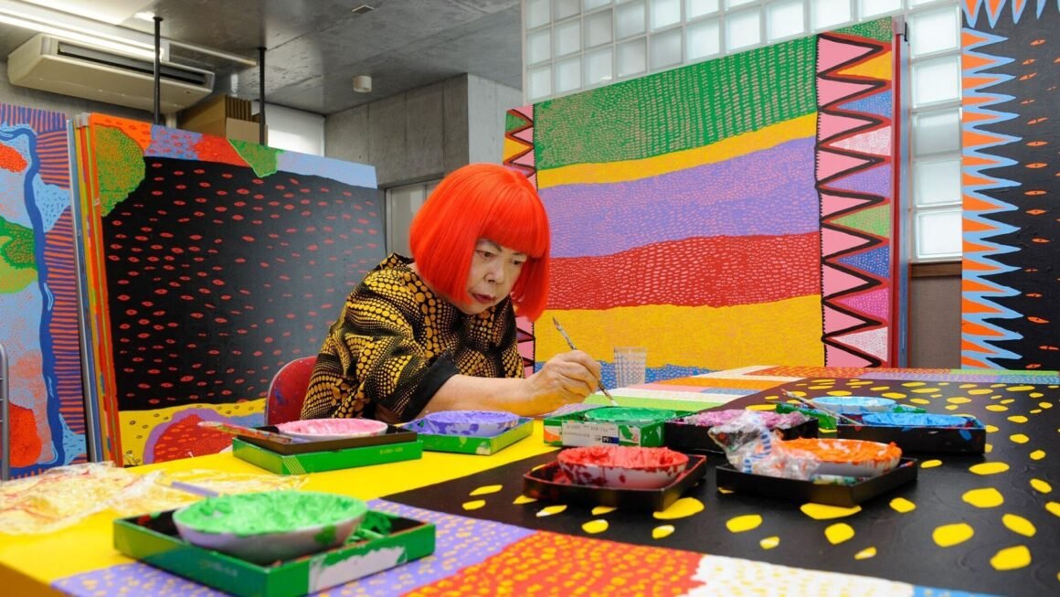 Yayoi Kusama, Renown for Infinity Rooms and Louis Vuitton Links, Has Died