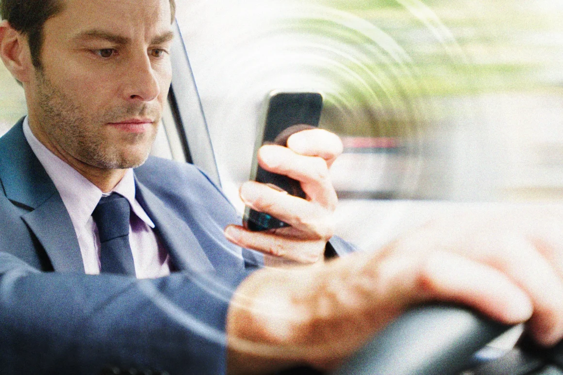 092326 driving phone distraction