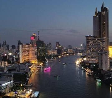 Why Licensed Guides Now Shape Bangkok Programmes