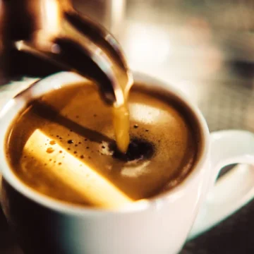 Which coffee chain was founded in London in 1971? The Saturday quiz